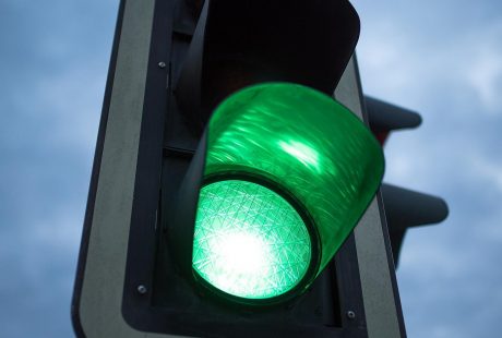 Zielone światło na sygnalizatorze